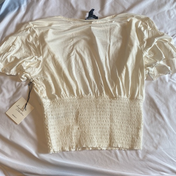 Forever 21 Cream Ruched Blouse - Picture 2 of 2
